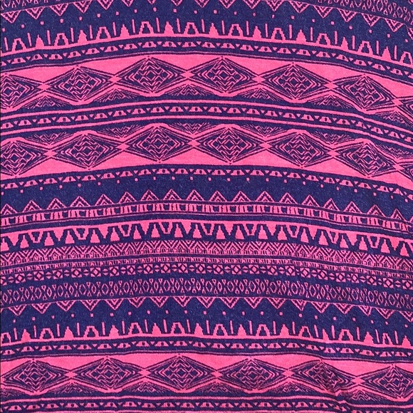 🎆 Pink & Blue Aztec Tank - Picture 2 of 5